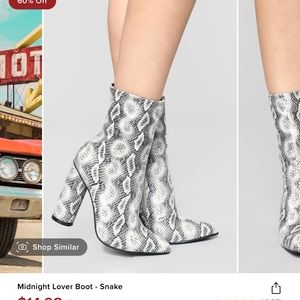 Fashion nova midnight lover snake skin boot size 8.5